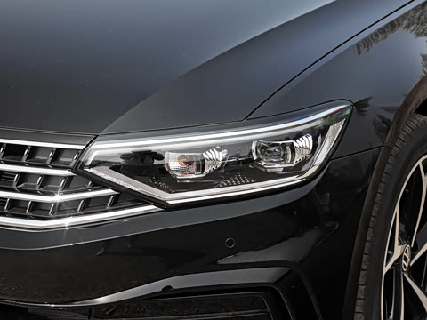 2026�� 3000������ѡ�� 330TSI DSG��Ӣ��