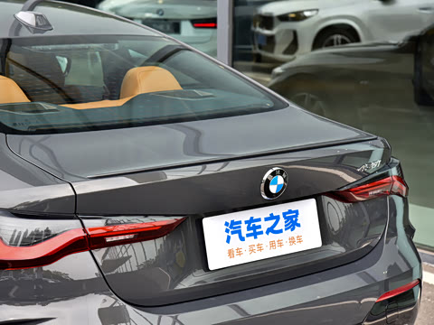 2026�� 430i M�˶���ҹ��װ