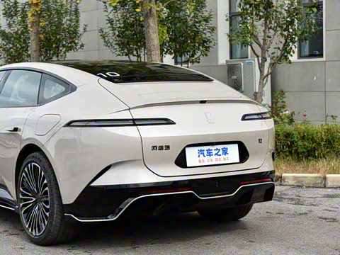 2026�� Ultra ���̰�