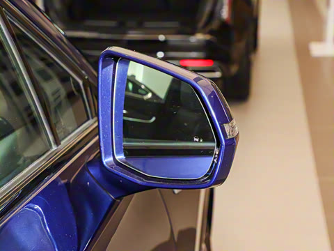 2025�� 2.0T �����������������ڱ��