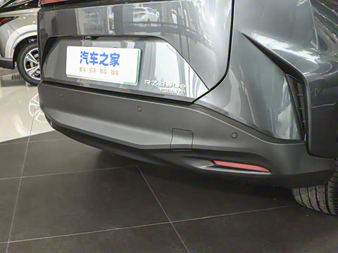 2023�� 450e ����������