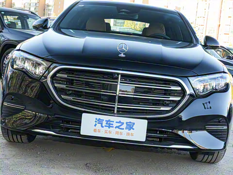 2026�� E 260 L �����