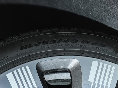 2025�� 102kWh ��ƽ���ر��