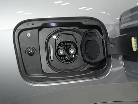 2025�� eDrive25L M�˶���װ