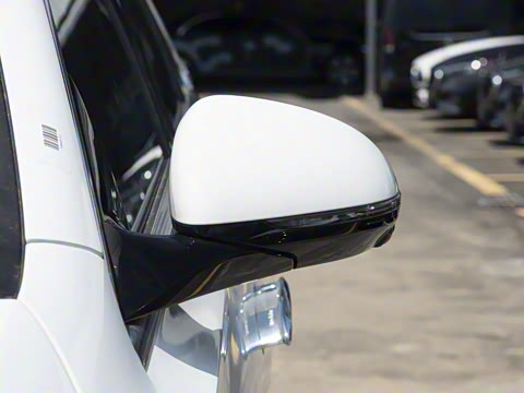 2025�� �Ŀ� E 260 L