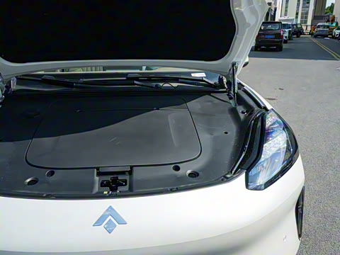 2025�� 670 Max��