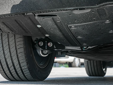 2025�� 670 Max��