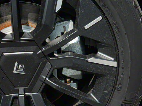 2025�� 670 Max��