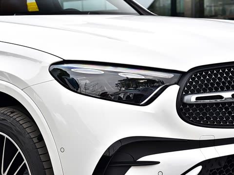 2026�� GLC 300 L 4MATIC ������