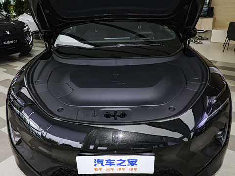 2025�� �Ŀ� Max���̰�