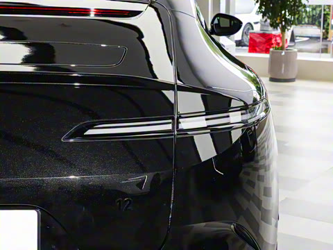 2025�� �Ŀ� Max���̰�