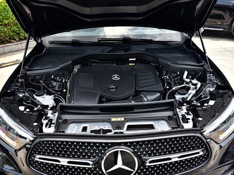 2026�� �Ŀ� GLC 260 4MATIC ����SUV