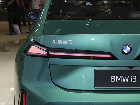2027�� 40L