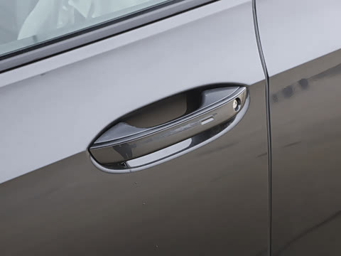 2026�� 300TSI R-Line