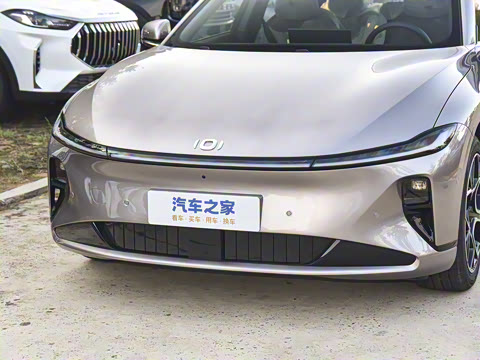 2026�� ������������� 730������