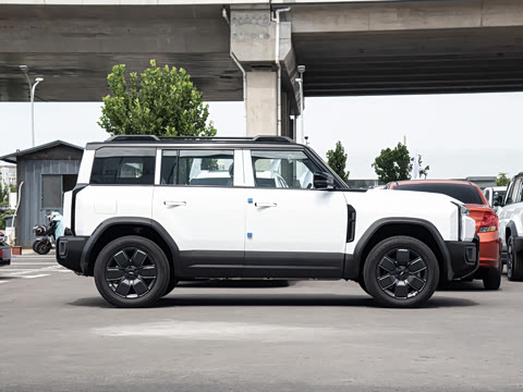 2025�� 215���а�