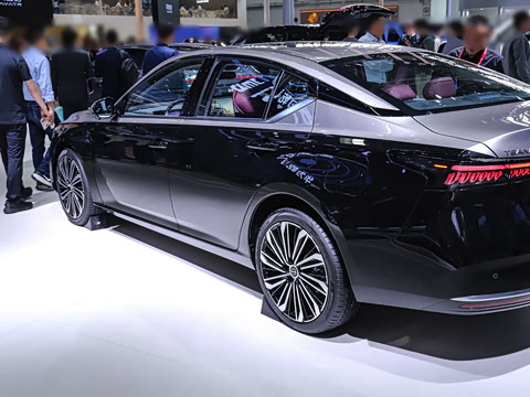 2026�� �������� 2.0T S380��ʦ��