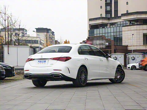 2026�� C 260 L �˶��ر��