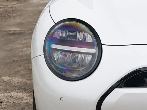 2025�� �Ŀ� 466km COOPER E ������