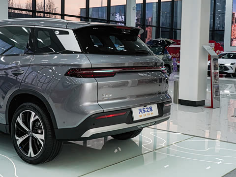 2026�� DM-i 220KM׿Խ��