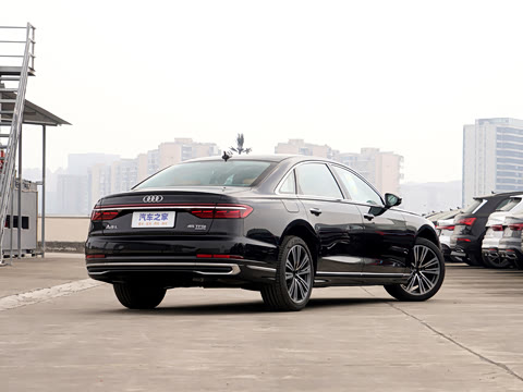 2026�� A8L 45 TFSI quattro ������