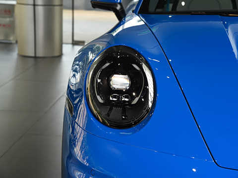 2026�� Carrera 3.0T