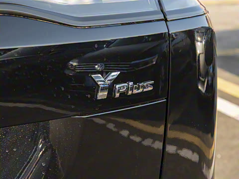 2025�� Plus 610 ������