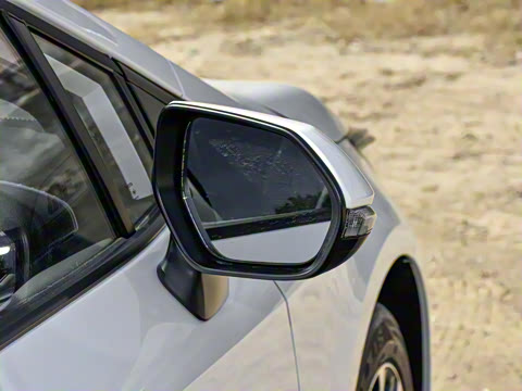 2026�� ����L ���ܵ��˫�� 1.8L ���Ȱ�