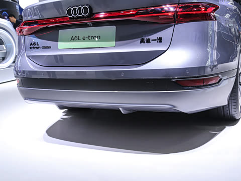 2026�� quattro Ǭ���Ǽݰ�