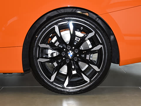 2026�� 430i M�˶���ҹ��װ
