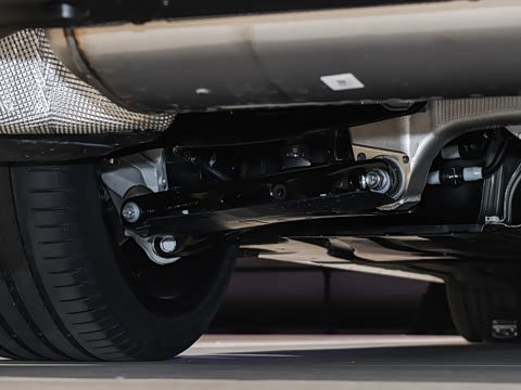 2026�� �Ŀ� 530Li ������ M�˶���װ