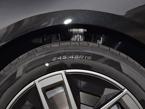 2026�� �Ŀ� 530Li ������ ������װ