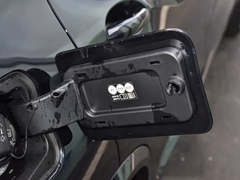 2026�� �Ŀ� xDrive 40Li ������M�˶���ҹ��װ