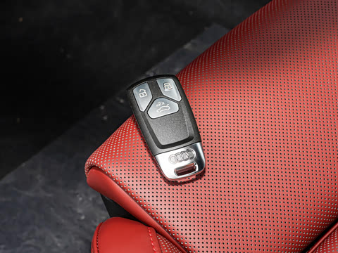 2026�� 200���������� 40 TFSI ����������