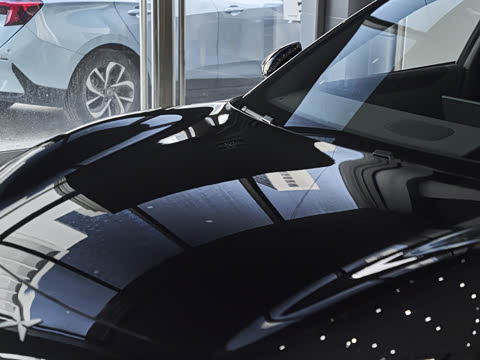 2026�� ���� 525 Max