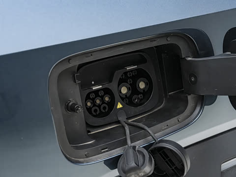 2026�� PLUS 211km XWD ���� 7��