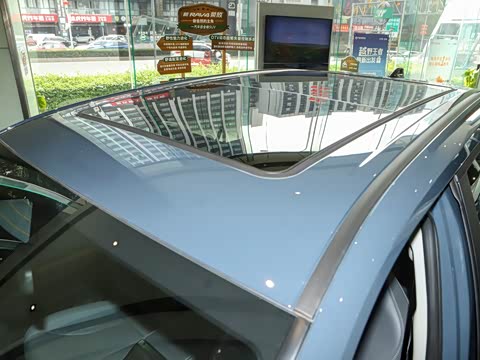 2026�� 2.0L ����������