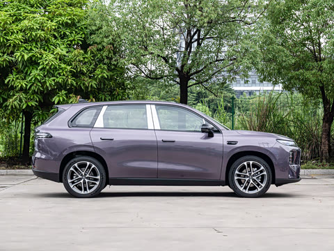 2027�� 660������