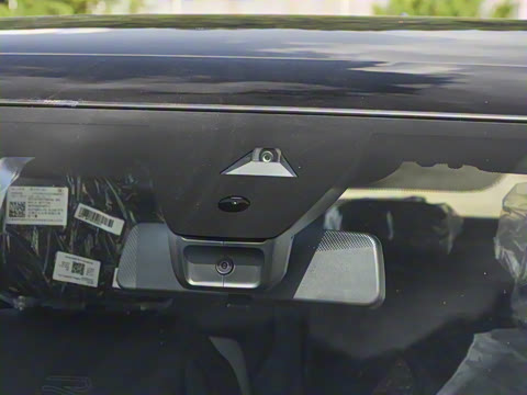 2025�� �Ŀ�� 300TSI R-Line