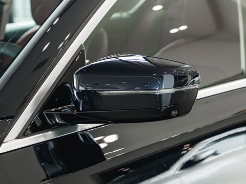 2026�� 325i M�˶���װ