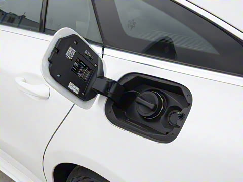 2025�� CLA 200 ���ܳ�