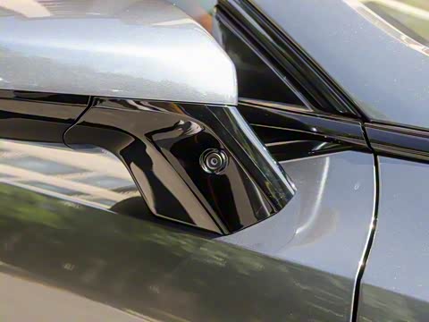 2026�� 550Ultra��ΪǬ��ADS SE��