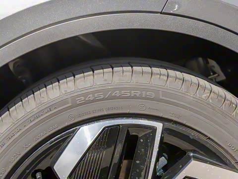 2026�� 550Ultra��ΪǬ��ADS SE��