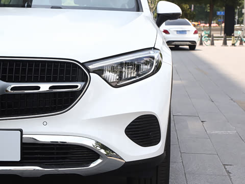 2026�� �Ŀ� GLC 260 L 4MATIC �����