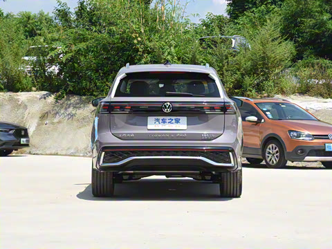 2025�� PRO 380TSI ���� R-Line �����