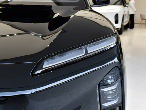 2025�� ��Ӱ��װ�޶��� 100kWh Touring