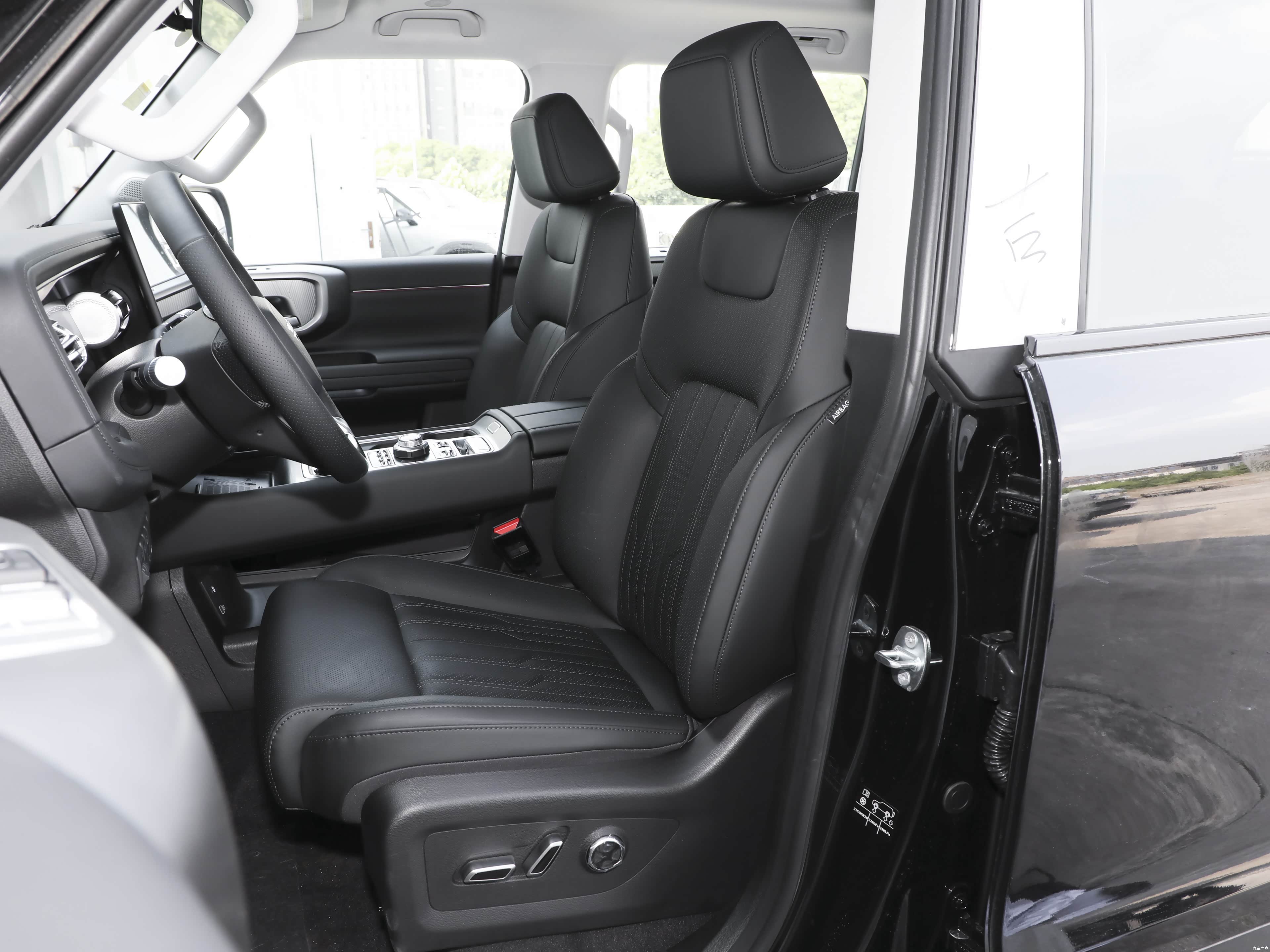 BAIC BJ40, миниатюра 22