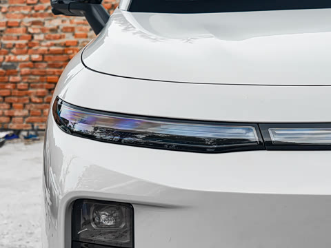 2027�� 610������