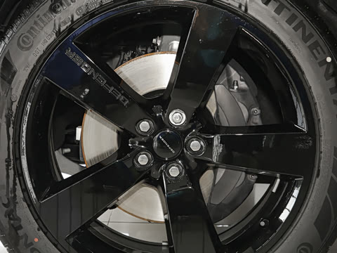 2026�� 110 3.0T P400 X-Dynamic HSE