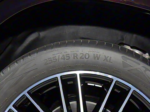 2026�� GLC 300 L 4MATIC ������